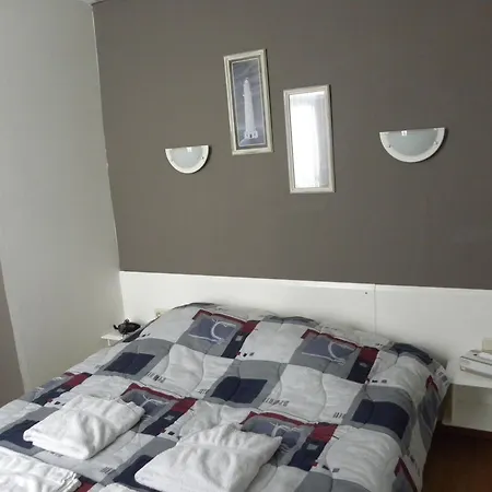 מלון De Viertorre