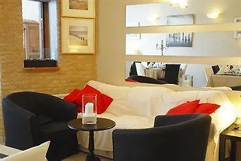 Hotel Hotel De Viertorre 2*