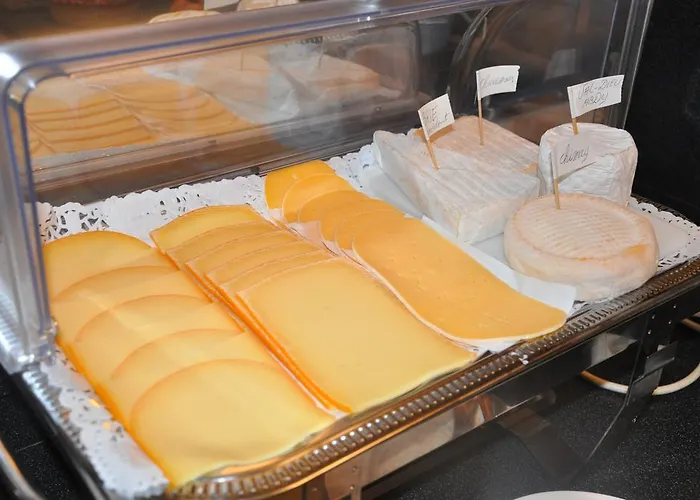 Hotel Hotel De Viertorre 2*