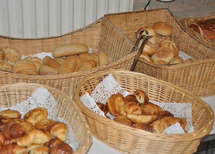 Hotel Hotel De Viertorre 2*