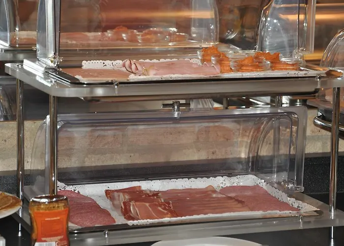 Hotel De Viertorre 2*